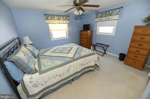 17 Briarwood Rd, Shrewsbury PA  17361-1801 exterior
