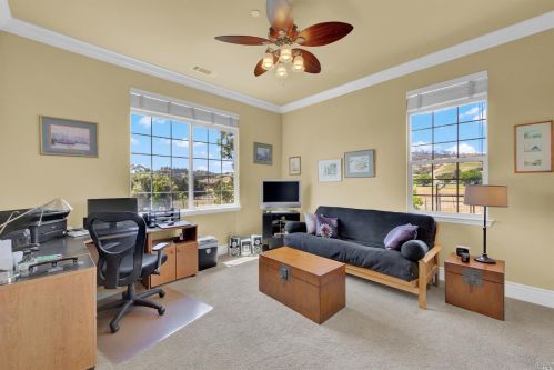 3959 Skyhawk Ln, Vacaville CA  95688-9516 exterior