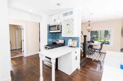 12 Maine Ave, Natick MA  01760-2219 exterior