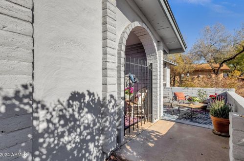 4636 Michelle Dr, Glendale AZ  85308-1519 exterior