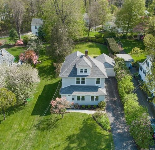 16 North St, Bedford Hills, NY 10507-2306