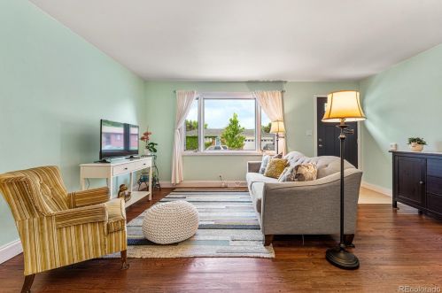 2981 Saratoga Ave, Englewood, CO 80110-6338