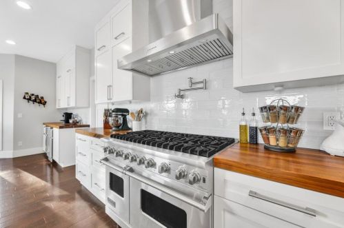 171 Dawn River Way, Folsom CA  95630-5048 exterior