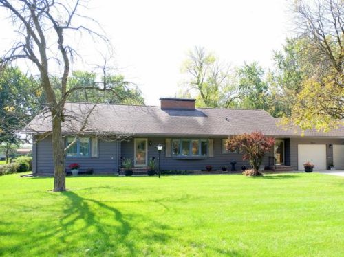 1114 4 St, Spencer IA  51301-3020 exterior