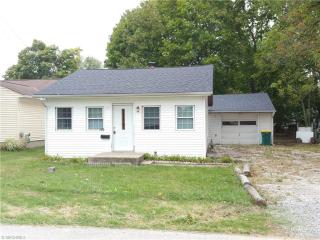 992 Eaglewood Dr, Willoughby, OH 44094-7106