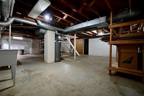 3 Utz Dr, Florence KY  41042-1538 exterior