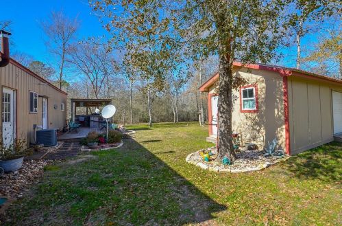 38322 Cork St, Hempstead TX  77445-7408 exterior