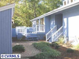 4300 Northwich Ct, Midlothian VA  23112-4935 exterior