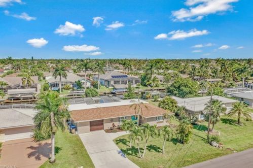 5143 3rd Ave, Cape Coral, FL 33914-7163