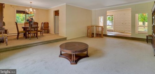 2136 Old Skippack Rd, Harleysville PA  19438-1367 exterior