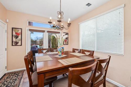 1091 Amber Rdg Ln, Vacaville CA 95687-5828 exterior