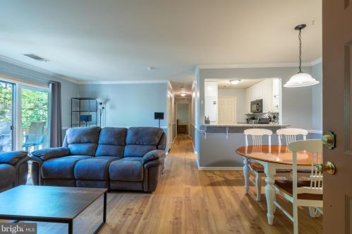 112 Hickory Ct, Lansdale, PA 19446-4970