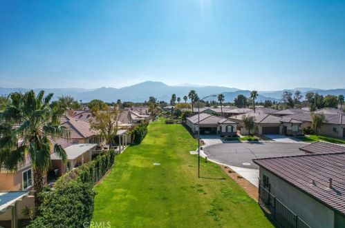 49527 Wayne St, Indio CA  92201-9752 exterior