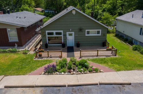 7419 Maple Ave, Gary IN  46403-1264 exterior