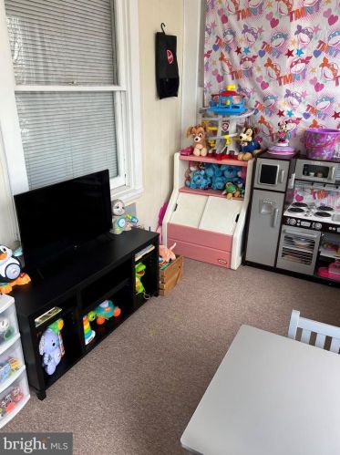 510 Mercer St, Gloucester, NJ 08030-1128