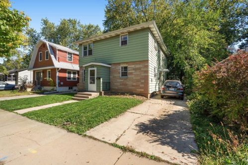2411 Superior St, Madison, WI 53704-4633