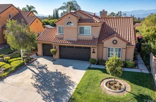 3212 Mitchell Dr, Chino Hills, CA 91709-3543