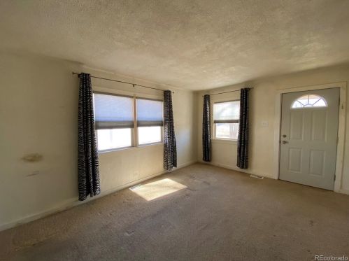 114 Rio Blanco Ave, Rangely, CO 81648-2726