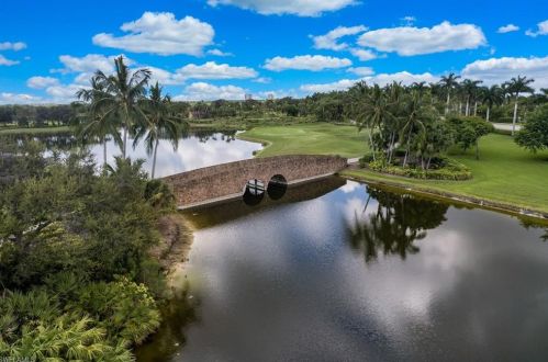 3137 Aviamar Cir, Naples, FL 34114-9599