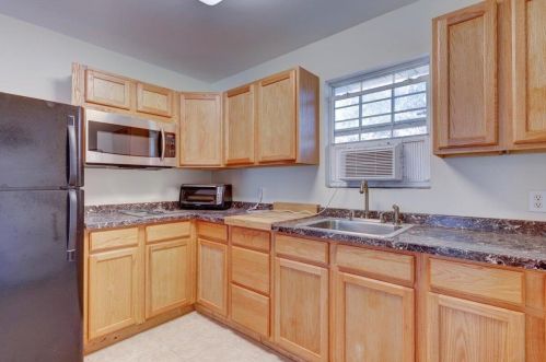 10132 Hwy 2301, Youngstown FL  32466-2448 exterior