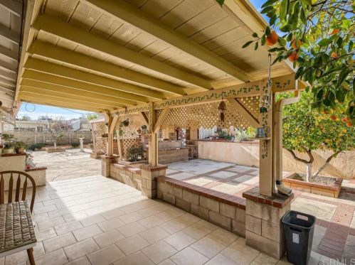 27509 Boston Dr, Menifee CA  92586-2105 exterior