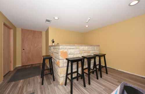 2964 82, Milwaukee WI 53219-2707 exterior