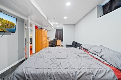 41 Dory Dilts Rd, Flemington NJ  08822-2805 exterior