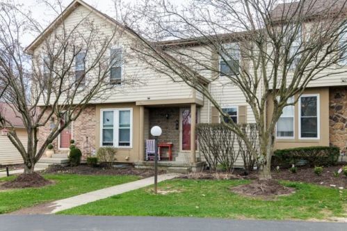 53 Kimwood Dr, Englewood, OH 45322-2730