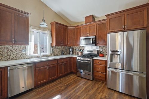 3737 Van Dusen Ave, Riverbank CA  95367-3030 exterior