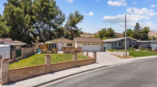29709 Mums Dr, Santa Clarita, CA 91387-1923