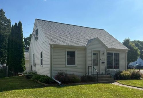 1212 9th St, Green Bay, WI 54304-3202