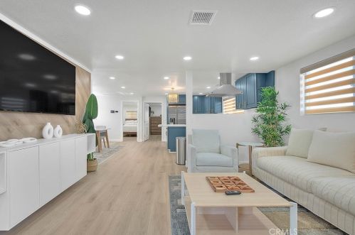 144 Main St, Lake Elsinore CA  92530-3826 exterior