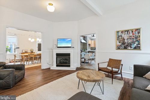 17 Lexington Ave, Camden NJ  08109-2013 exterior