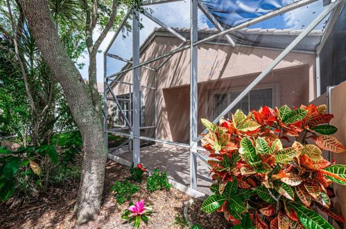 8498 Siciliano St, Boynton Beach, FL 33472-7165