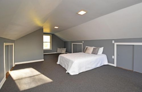 6009 Cleves Warsaw Pike, Cincinnati OH 45233-4935 exterior