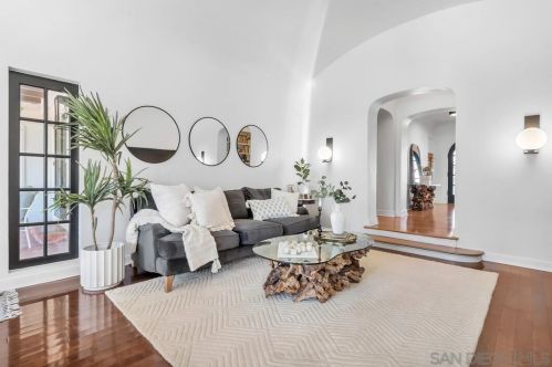 1239 Myrtle Ave, San Diego CA  92103-5114 exterior