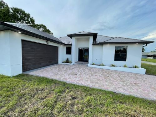 4100 2nd St, Lehigh Acres FL  33936-0021 exterior