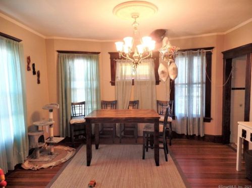 71 Merchant St, Bridgeport CT  06604-2214 exterior