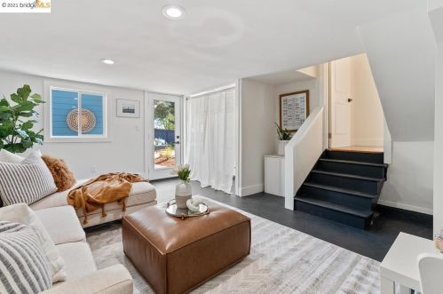 1360 Virginia St, Berkeley CA  94702-1459 exterior