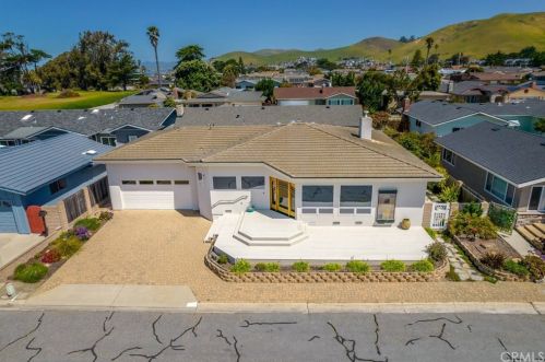 165 Azure St, Morro Bay, CA 93442-3106