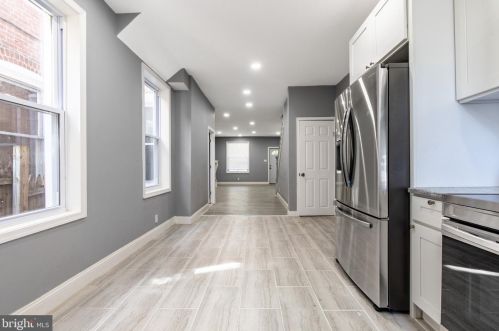 6526 Chew Ave, Philadelphia PA 19120-2332 exterior