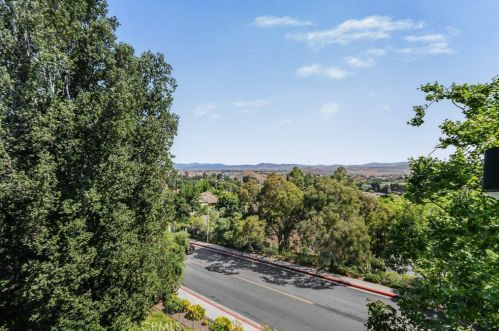 19859 Sandpiper Pl, Santa Clarita CA  91321-4302 exterior