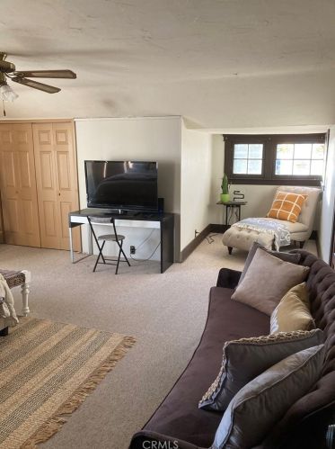 228 Spring St, Lake Elsinore CA  92530-4103 exterior