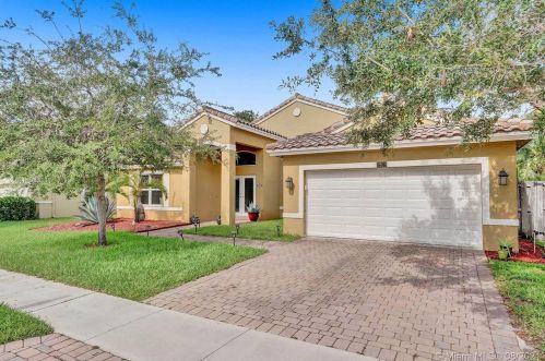 1528 189th Ter, Hollywood, FL 33029-6143