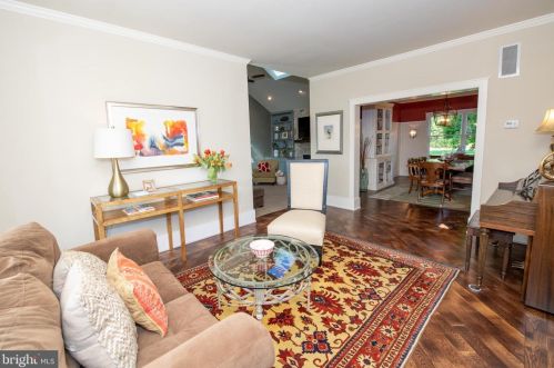 156 Whitney Ln, Southampton PA  18954-1080 exterior