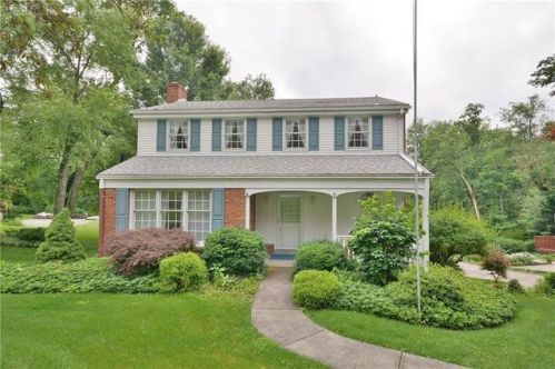 153 Carol Dr, Canonsburg, PA 15317-3274