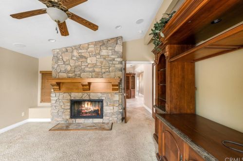 818 South St, Anaheim CA  92805-4415 exterior