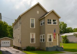 200 Hamilton St, Watertown, NY 13601-2949