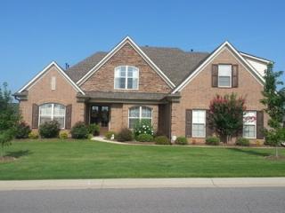 2425 Augusta St, Dyersburg, TN 38024-8942