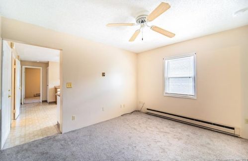 13 Grn St, Waterbury CT  06708-3538 exterior